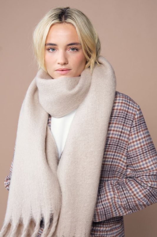 Šála „Fluffy“ Beechfield