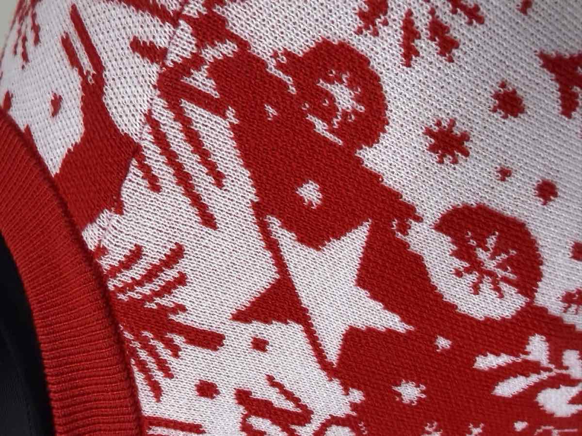 Sweater with jacquard pattern